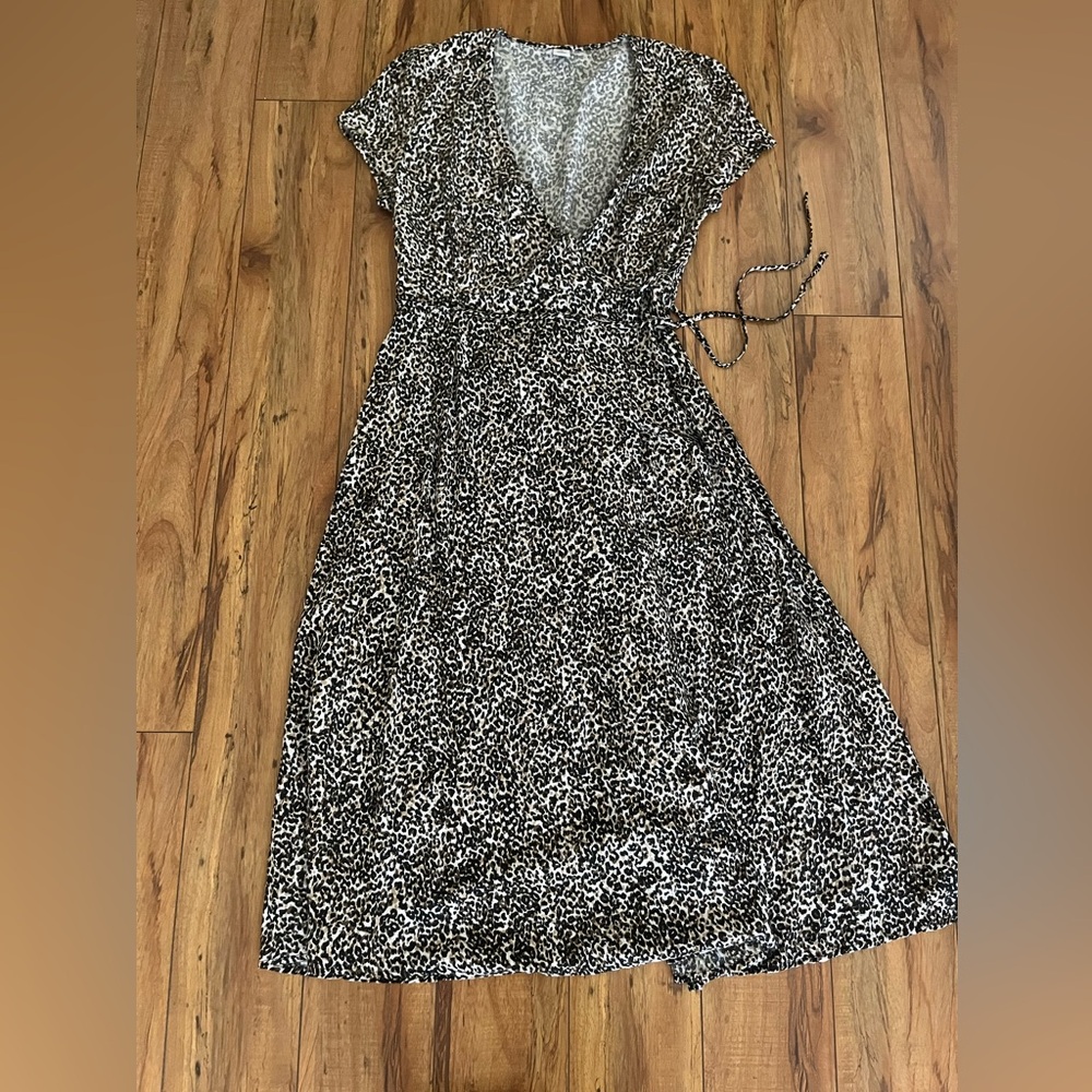 Old Navy Leopard Print Wrap Dress